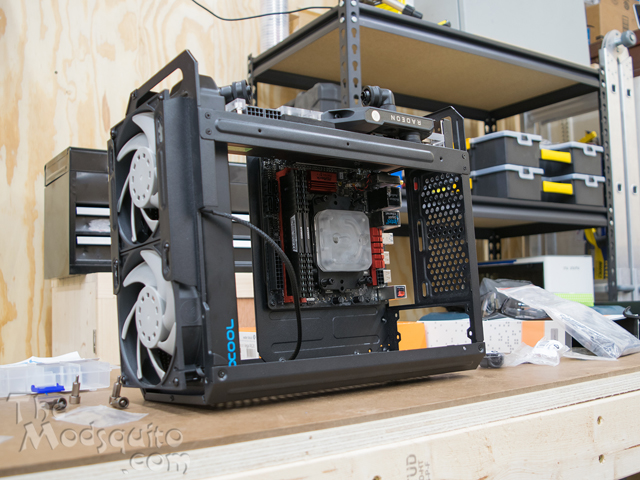 Bit_Fenix_Portal_Watercooled_16.jpg