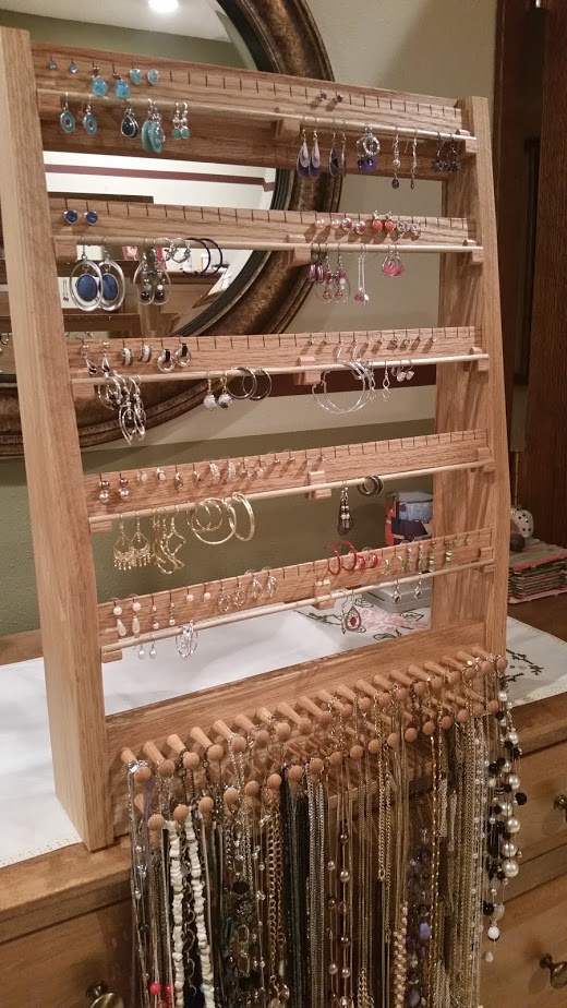Mosquito_Earring_Rack_Finished_01-W640.jpg