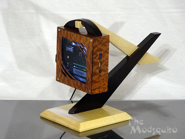 Mosquito_Hanging_in_the_balance_Intel_NUC_bit-tech_06.jpg