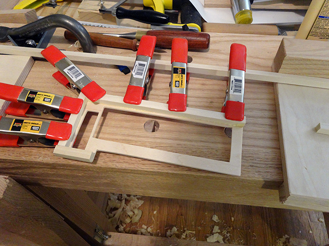 Mini_Watercooled_HTPC_modsquito_wood_scratch_build_DSC02174-W640.JPG