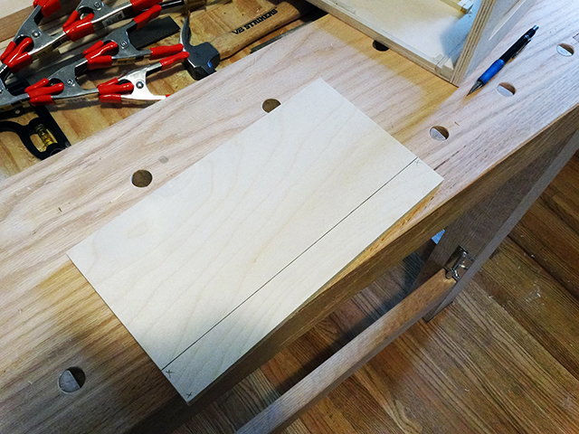 Mini_Watercooled_HTPC_modsquito_wood_scratch_build_DSC02370-W640.JPG