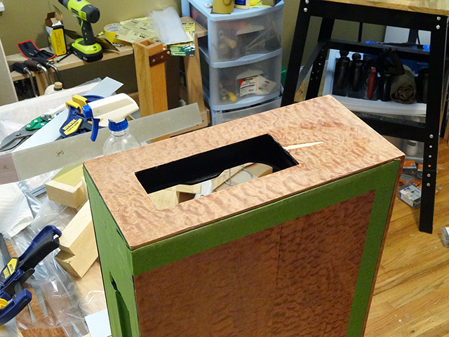 Mini_Watercooled_HTPC_modsquito_wood_scratch_build_DSC02541-W640.JPG