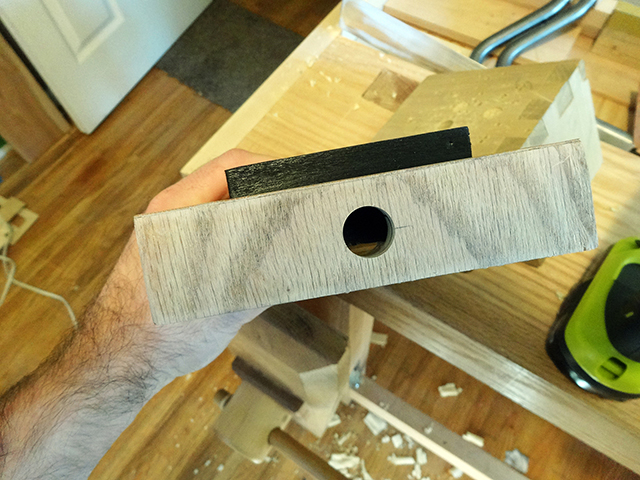 Mini_Watercooled_HTPC_modsquito_wood_scratch_build_DSC02553-W640.JPG