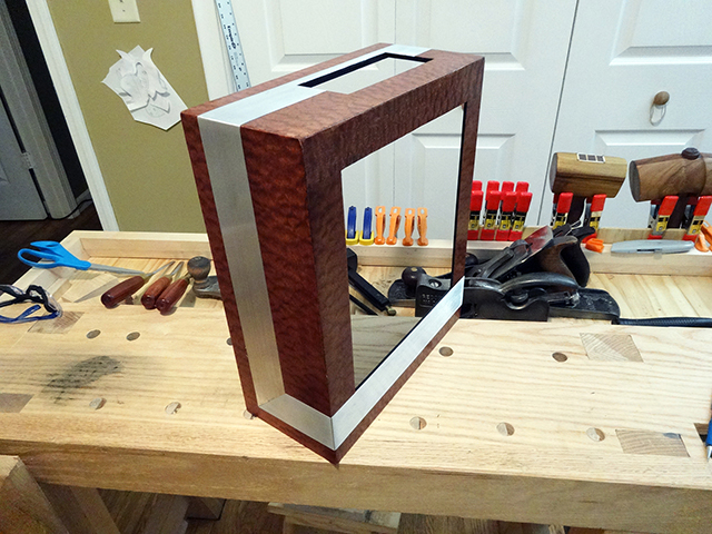 Mini_Watercooled_HTPC_modsquito_wood_scratch_build_DSC02581-W640.JPG