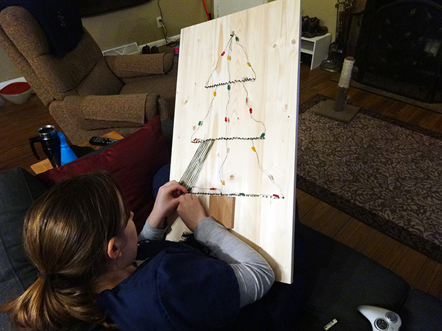Mosquito_Emilie_String_Christmas_Tree_DSC03139-W640.JPG