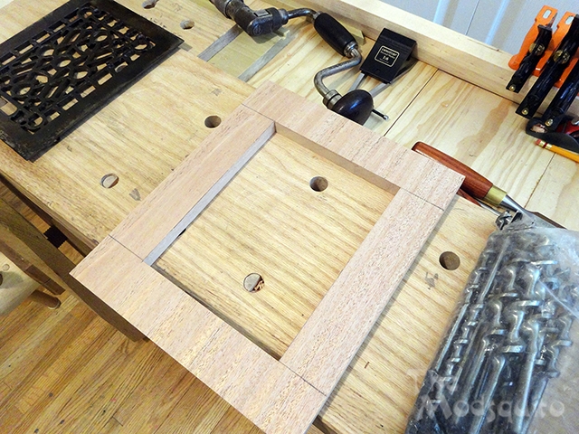 Mosquito_Victorian_Wooden_Desktop_G.Skill_DSC03370.JPG