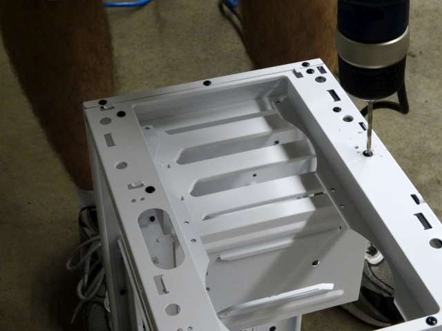 Mosquito_NZXT_H230_PrimoChill_LRT_Liquid_DSC00250-W640.jpg