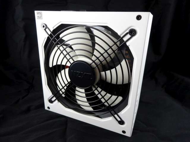 Mosquito_NZXT_H230_PrimoChill_LRT_Liquid_DSC00410-W640.jpg