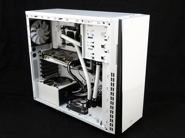 Mosquito_NZXT_H230_PrimoChill_LRT_Liquid_DSC00670-W640.JPG