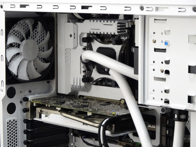 Mosquito_NZXT_H230_PrimoChill_LRT_Liquid_DSC00680-W640.JPG