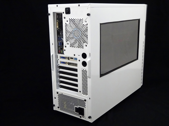 Mosquito_NZXT_H230_PrimoChill_LRT_Liquid_DSC00686-W640.JPG